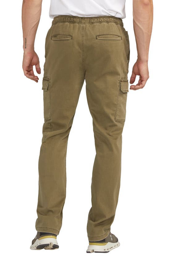 Shop Silver Jeans Co. Pull-on Twill Cargo Pants In Olive