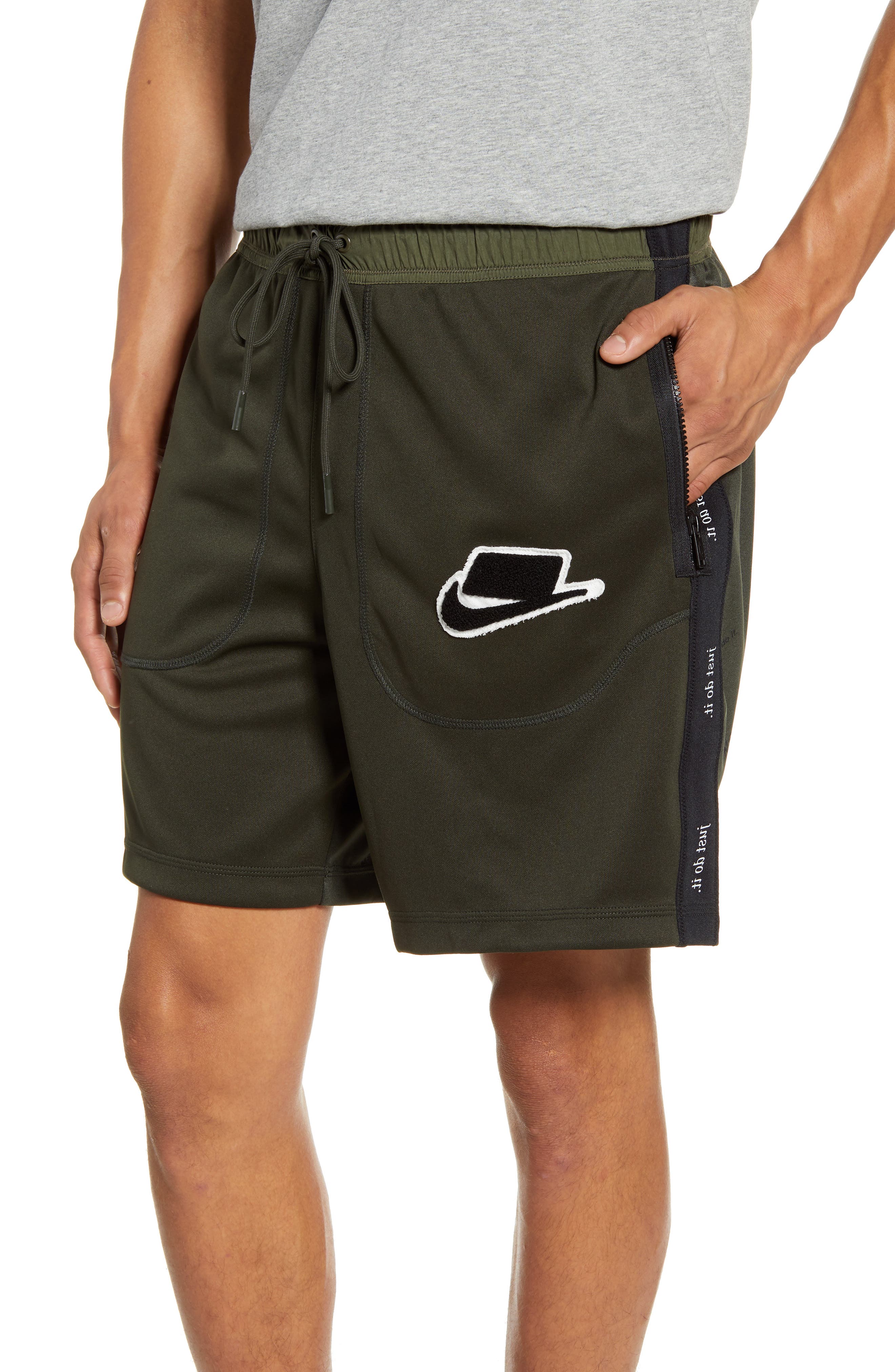 nike shorts with zipper pocket on back