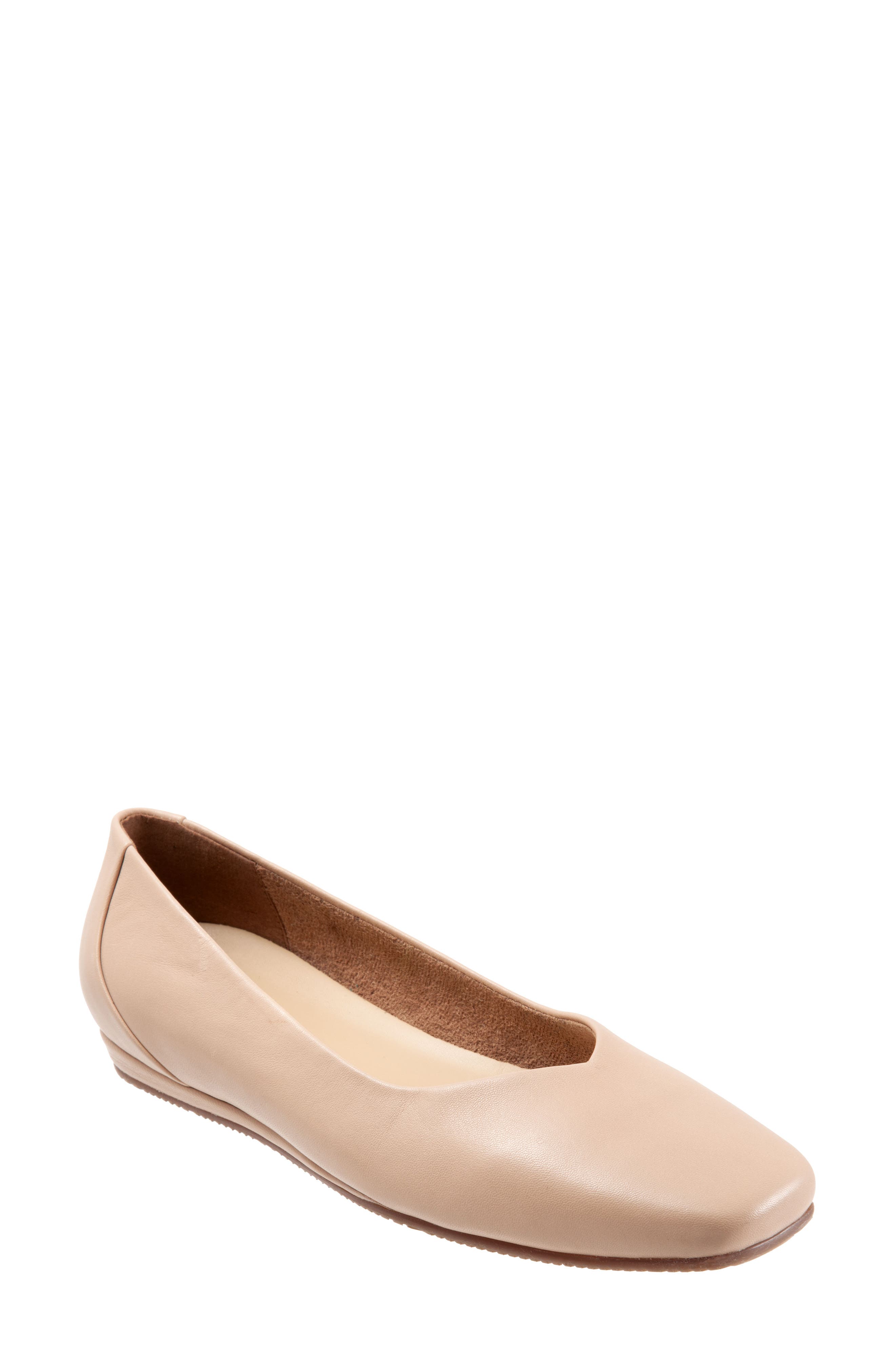 beige flat dress shoes