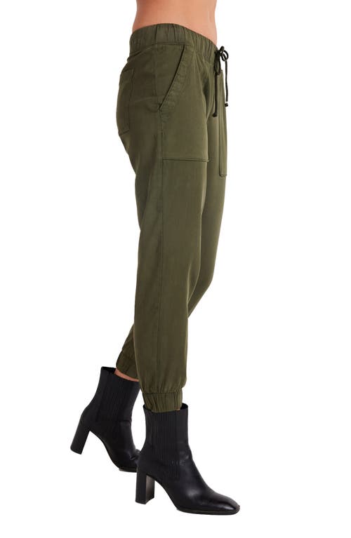 Bella Dahl Pocket Drawstring Jogger In Italian Herb In Italian Herb