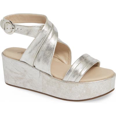 Matisse Starline Platform Sandal, Metallic