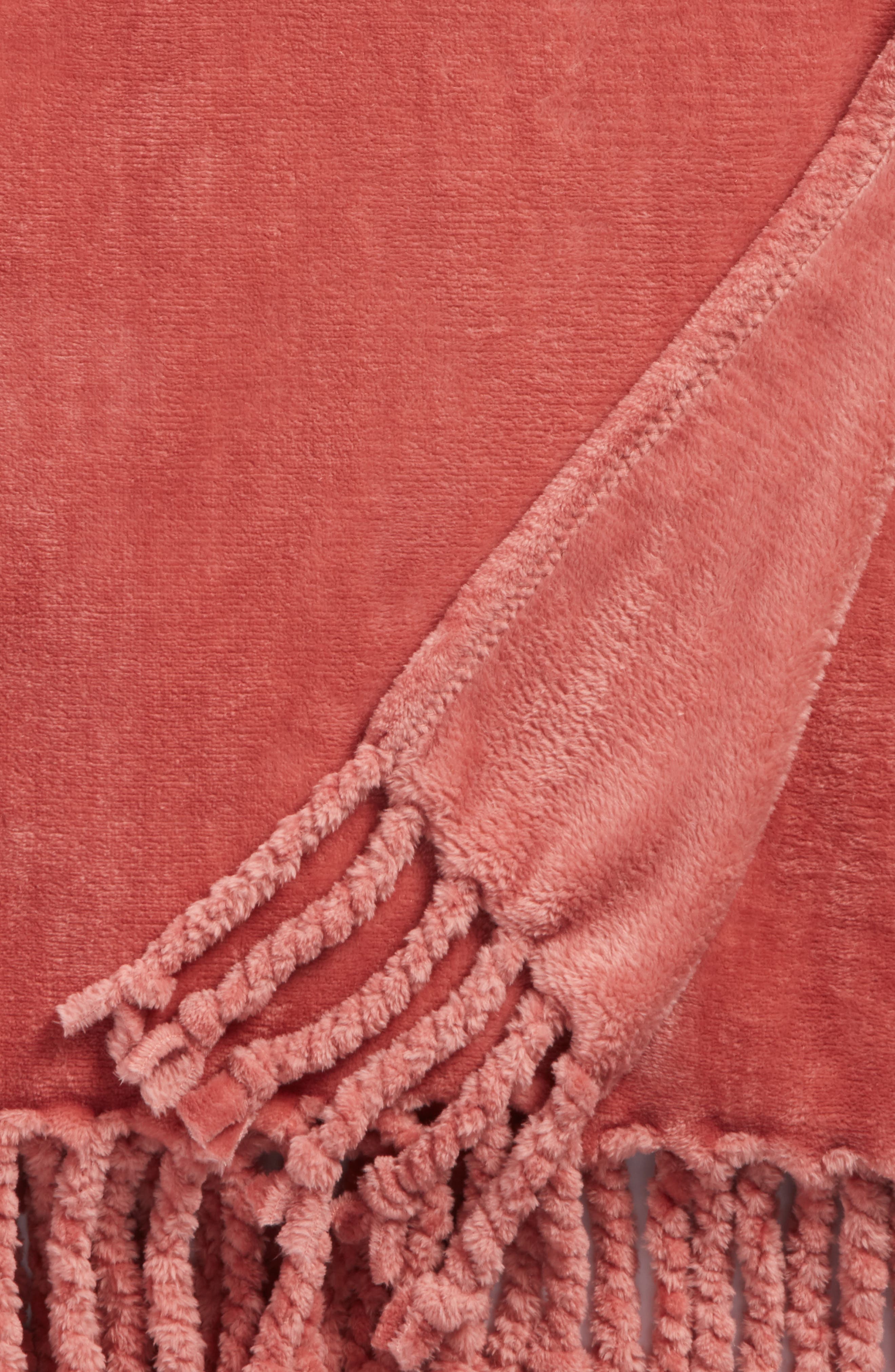 NORDSTROM AT HOME,
                            Kennebunk Bliss Plush Throw,
                            Alternate thumbnail 353, color,
                            651