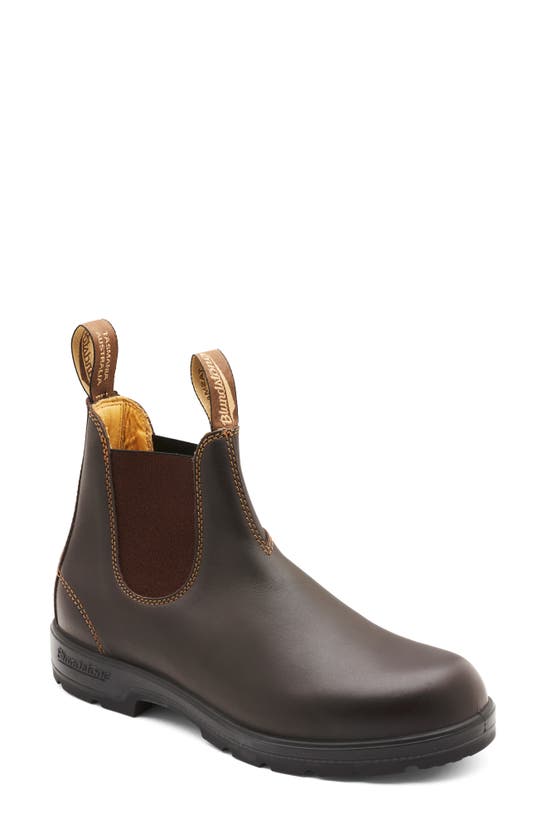 Shop Blundstone Footwear Classic Chelsea Boot In Walnut Brown