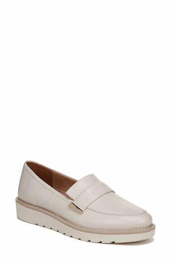 Naturalizer online veronica loafer