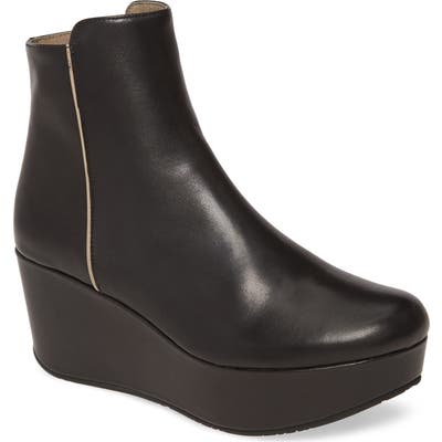 Chocolat Blu Yeva Platform Bootie- Black