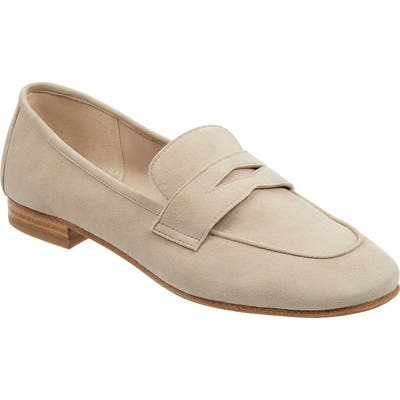 Marc Fisher Ltd Chang Penny Loafer, Beige
