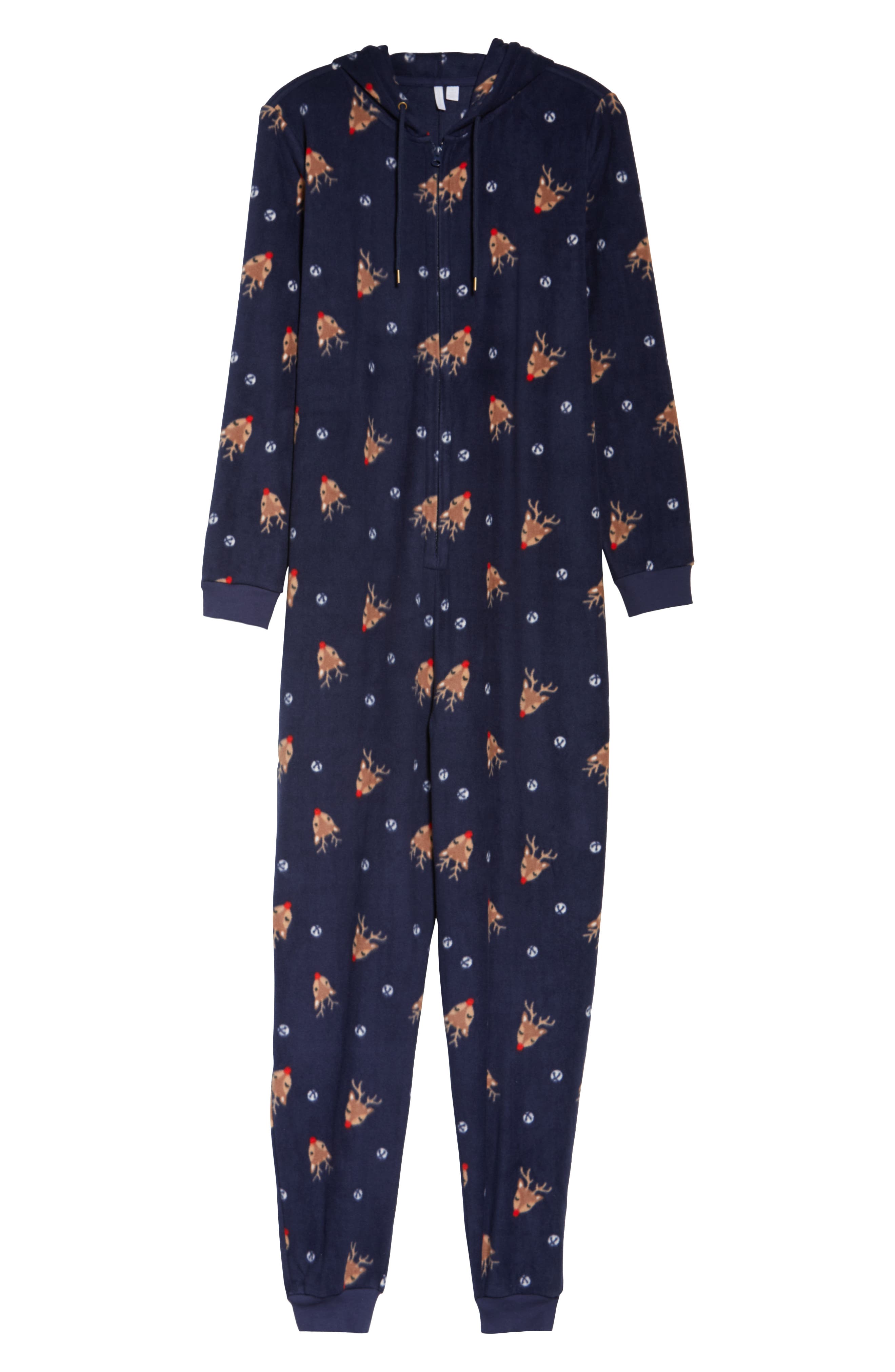 Trendy Winter Pajamas That Are Socially Acceptable To Go Outside In -  Society19