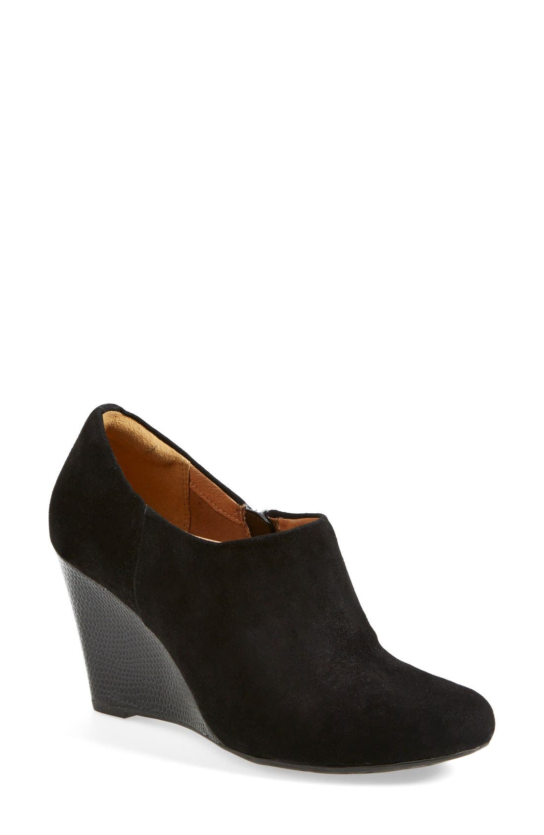 clarks mazy wedge chelsea bootie