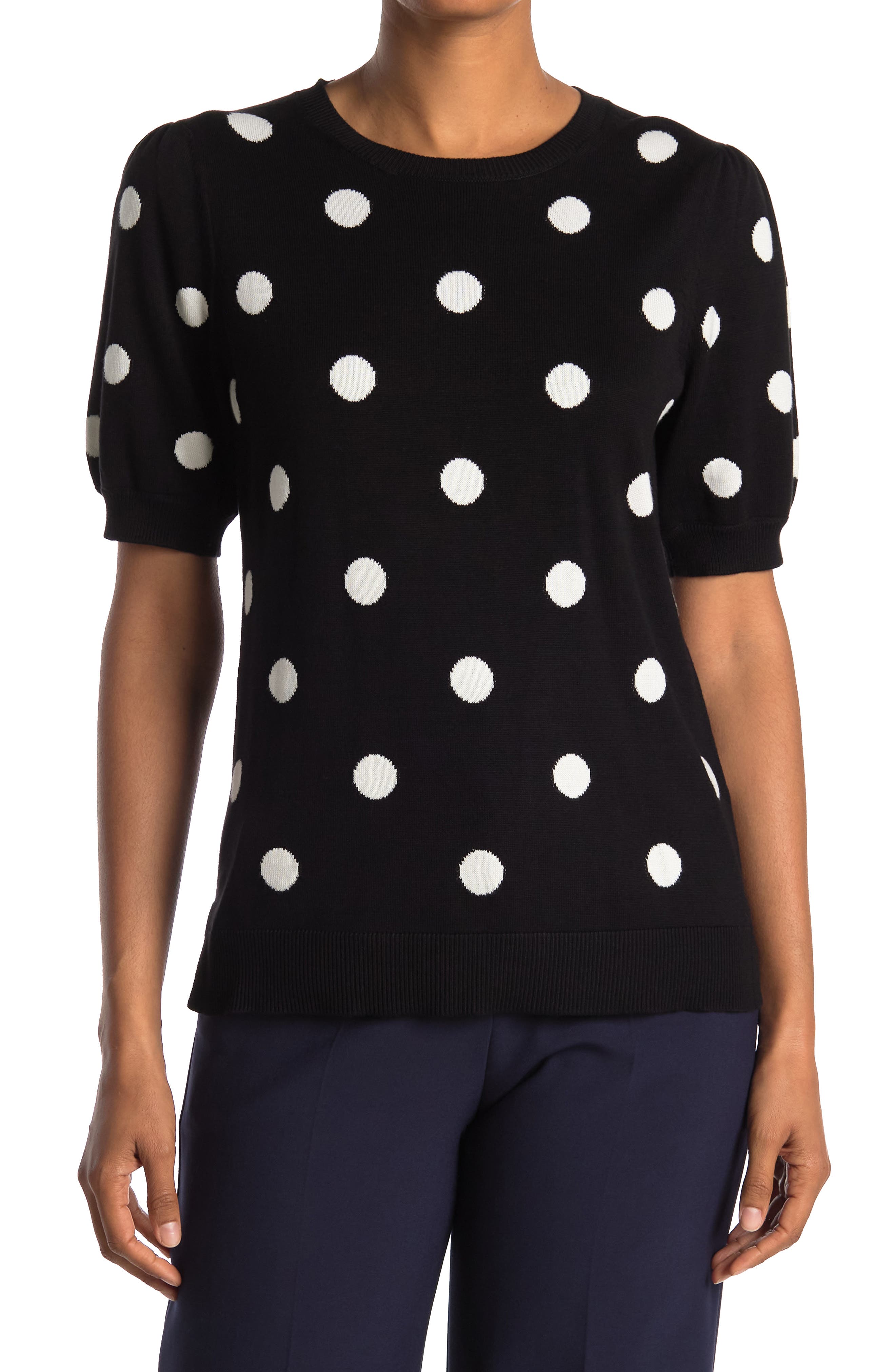 Adrianna Papell Polka Dot Short Puff Sleeve Sweater In Blckivry