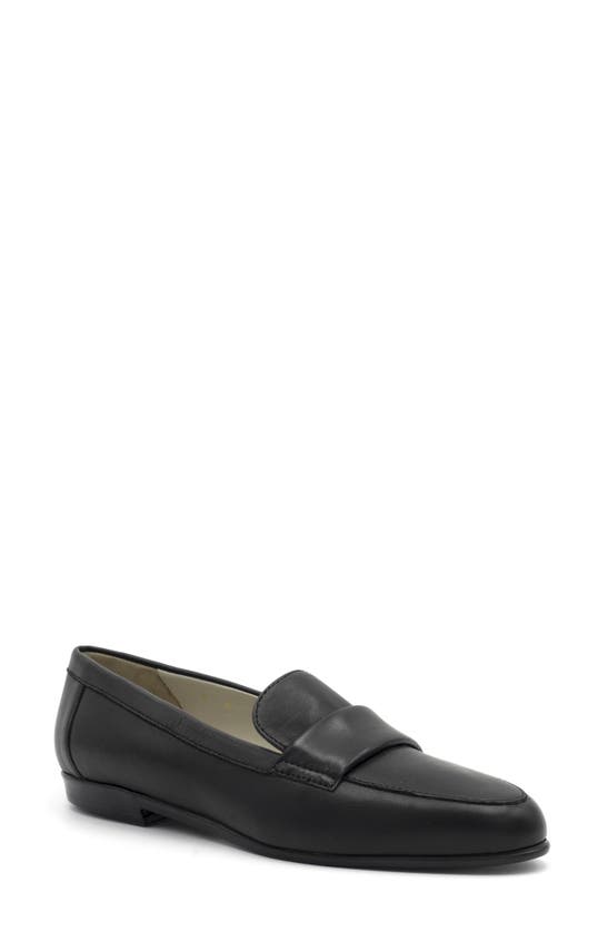 Shop Amalfi By Rangoni Orosei Loafer In Black Parmasoft