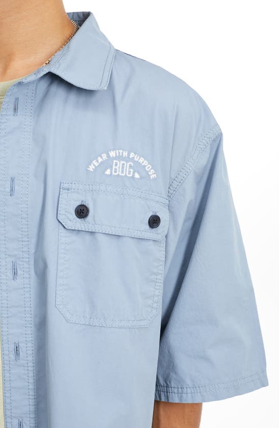 BDG URBAN OUTFITTERS BDG URBAN OUTFITTERS EMBROIDERED SHORT SLEEVE UTILITY BUTTON-UP SHIRT