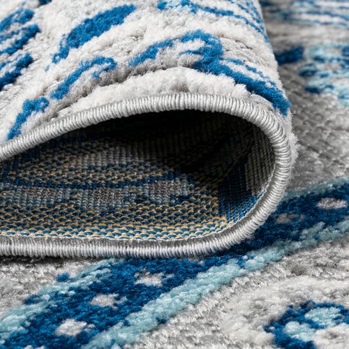 Jonathan Y Gordes Paisley High-low Light Indoor/outdoor Area Rug In Light Gray/blue
