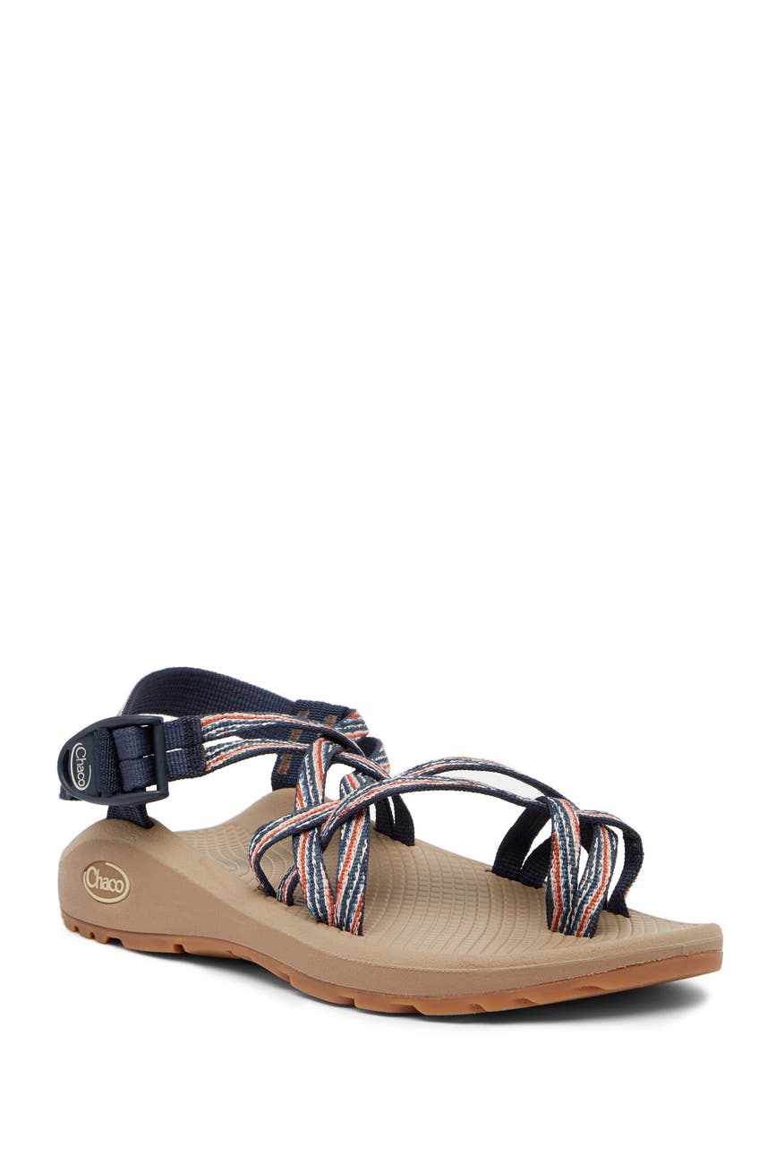 chaco nordstrom rack