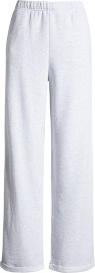Essentials Women's Fleece Straight Leg Sweatpant (Available in Plus  Size)