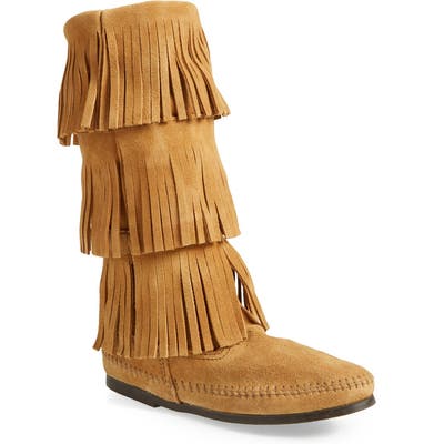 Minnetonka 3-Layer Fringe Boot, Beige