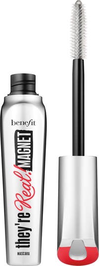 They're Real! Magnet Extreme Lengthening Mascara