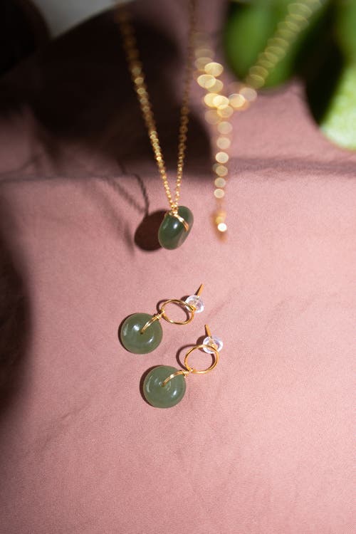 Seree Coin Green Jade Hollow Necklace In Light Green