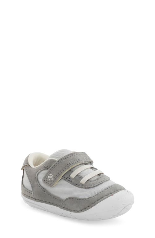 Stride Rite Kids' Sprout Sneaker in Light Grey 