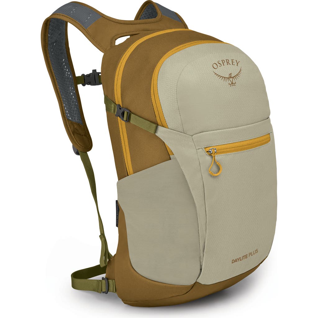 Osprey Daylite Plus Backpack In Meadow Gray/histosol Brown