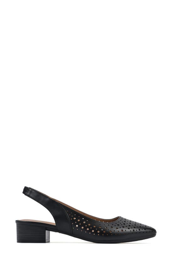 White Mountain Footwear Boronic Slingback Pump In Black/ Smooth