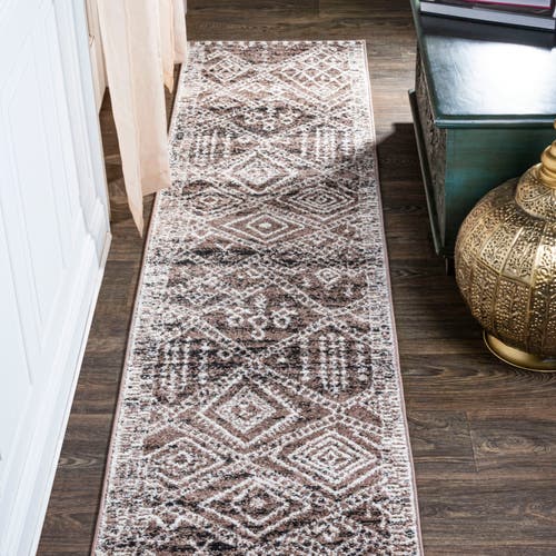 Jonathan Y Tayri Modern Geometric Area Rug In Brown/ivory
