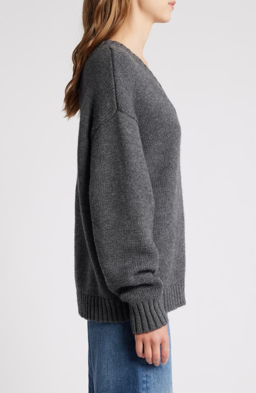 Shop Frame Chunky V-neck Wool & Cashmere Sweater In Charcoal Heather