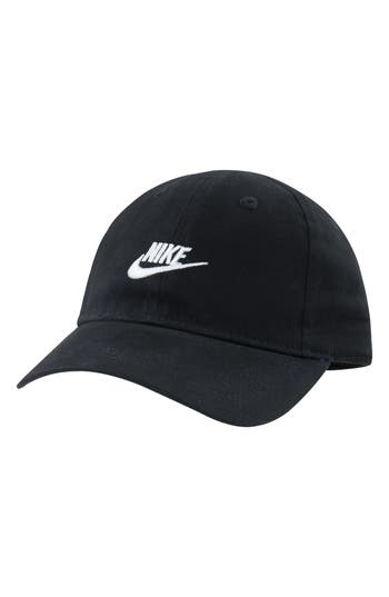 Nike Futura Curve Brim Baseball Cap In Black