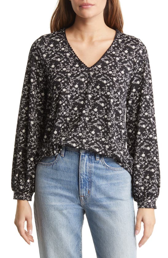 Bobeau Floral Print Rickrack Trim Top In Black Ditsy