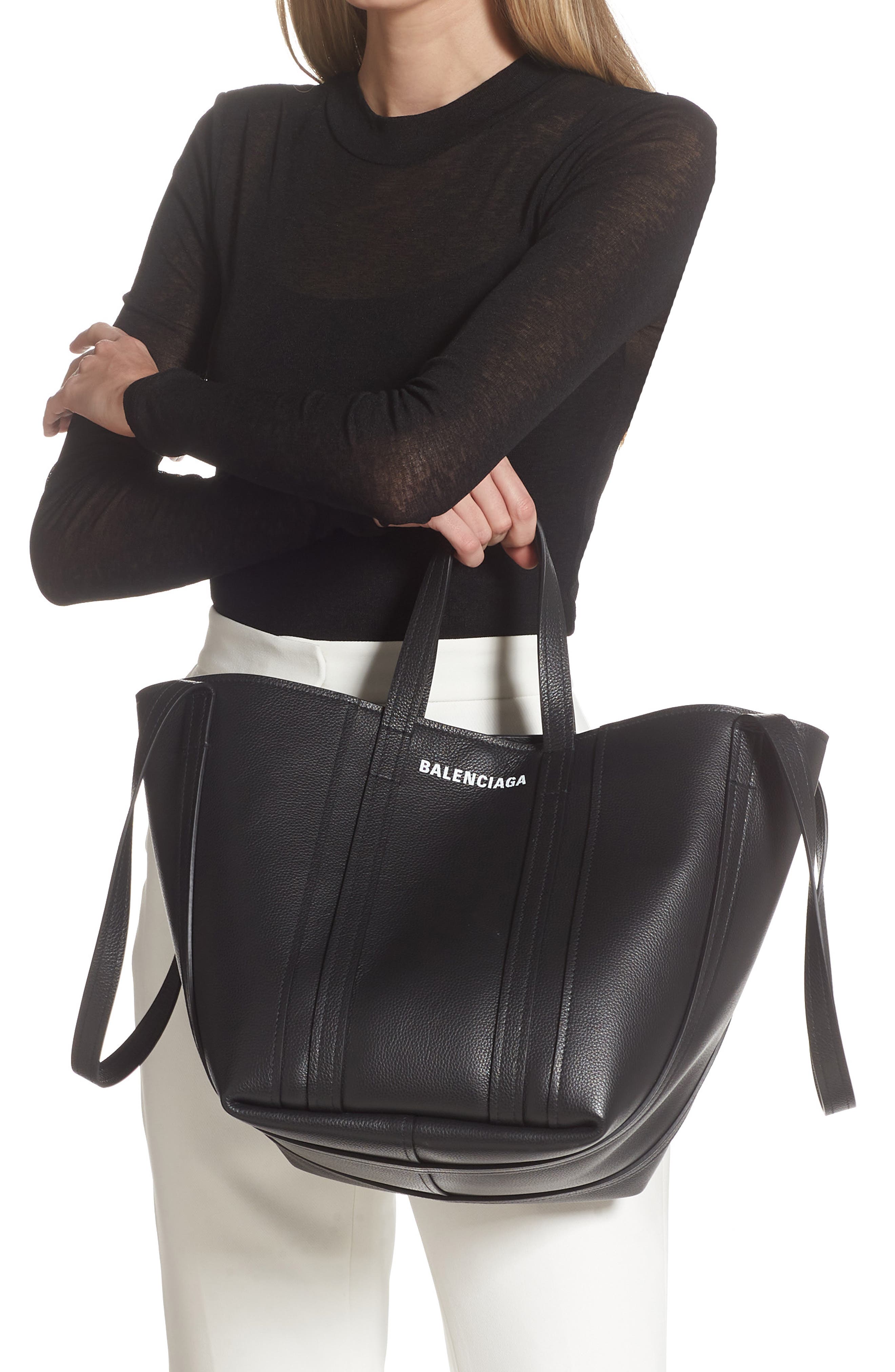 balenciaga everyday leather tote