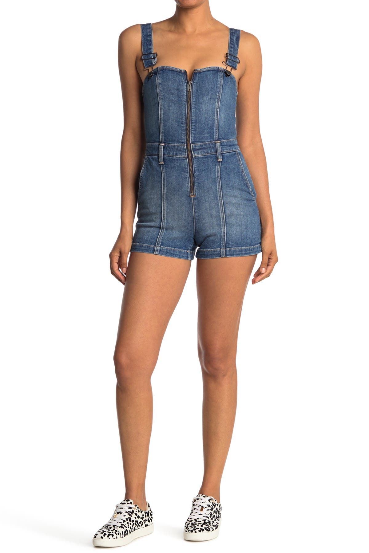 ALICE AND OLIVIA GORGEOUS OVERALL SHORTS,192772192721