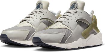 Nike Men's Air Huarache Casual Shoes