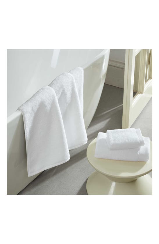Calvin Klein Entwine 3-piece Towel Set In White