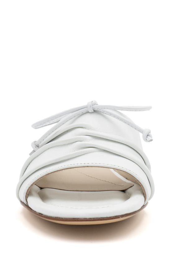 Amalfi By Rangoni Desio Strappy Slide Sandal In White Parmasoft - Marching Bow