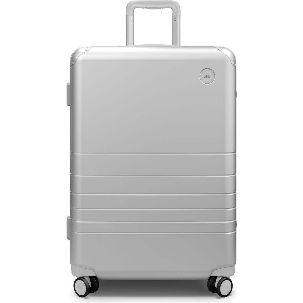 Monos 27-inch Medium Hybrid Spinner Check-in In Silver