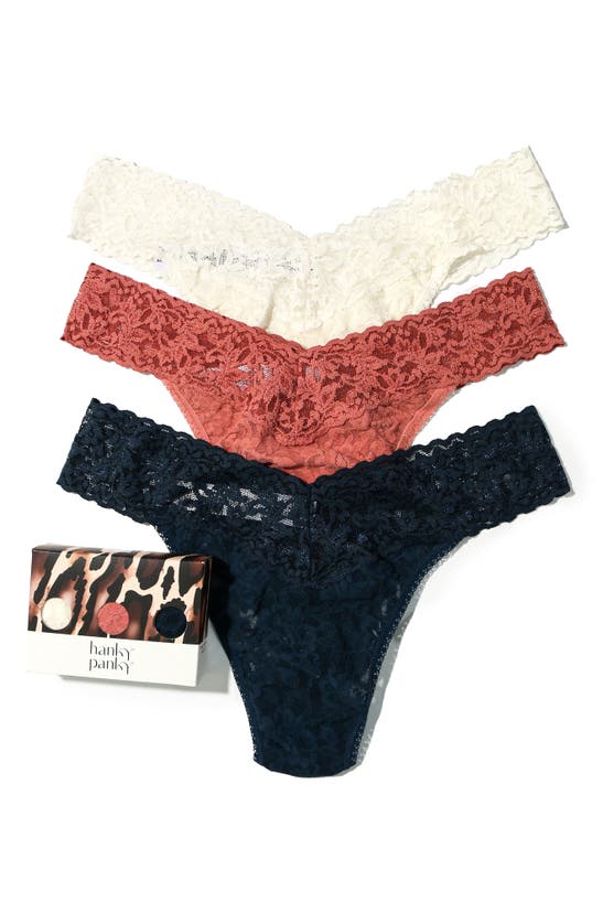 Hanky Panky 3 Pack Signature Lace Original Rise Thongs In Printed Box In Ivory/himalayan Pink/nori