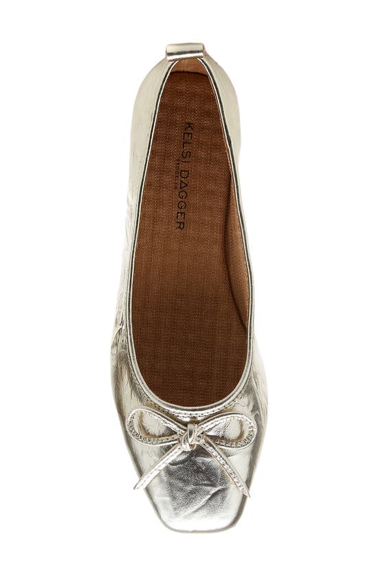 Kelsi Dagger Brooklyn Frankie Flat In Washed Gold