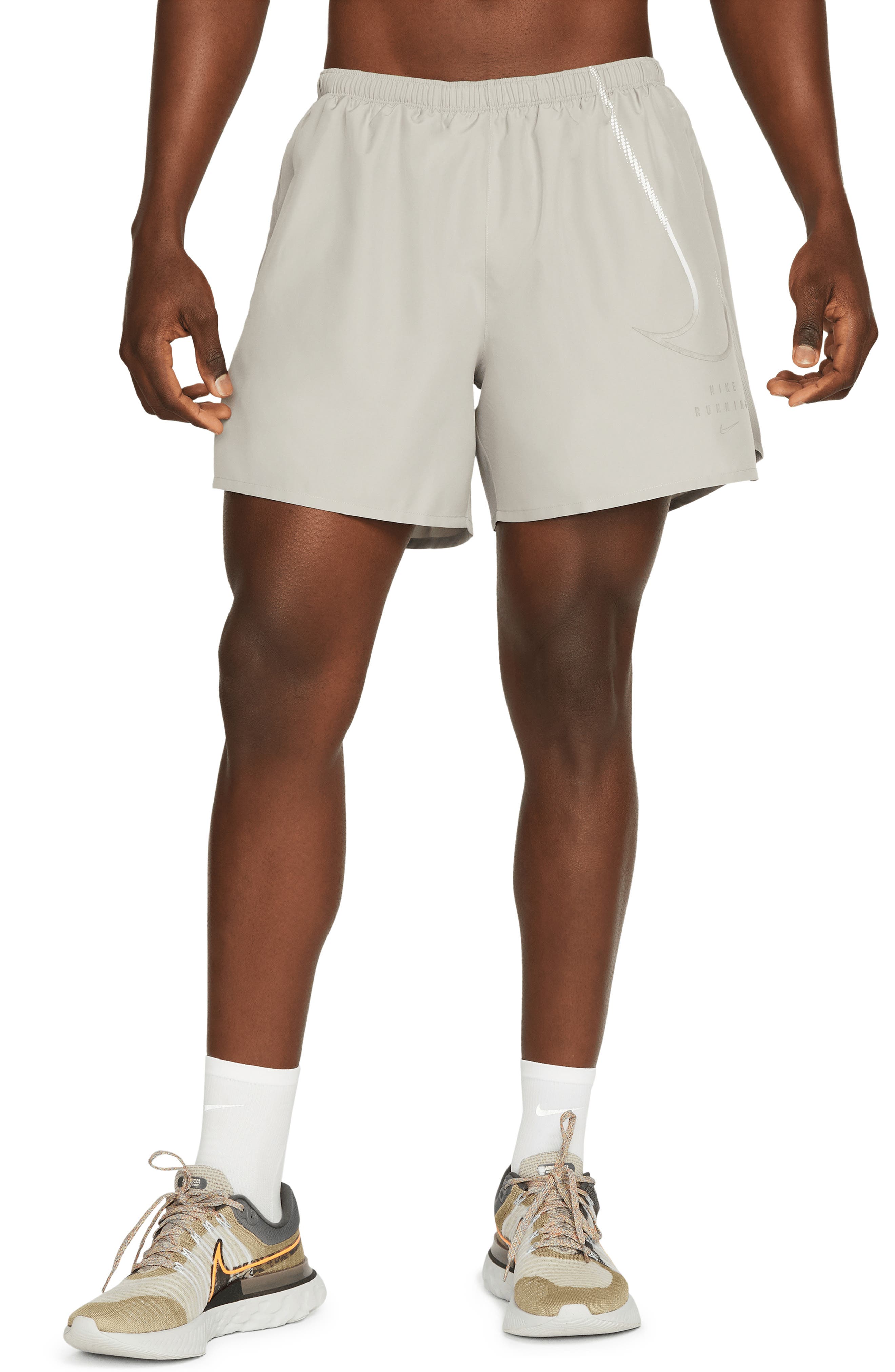 nike stripe challenger shorts grey