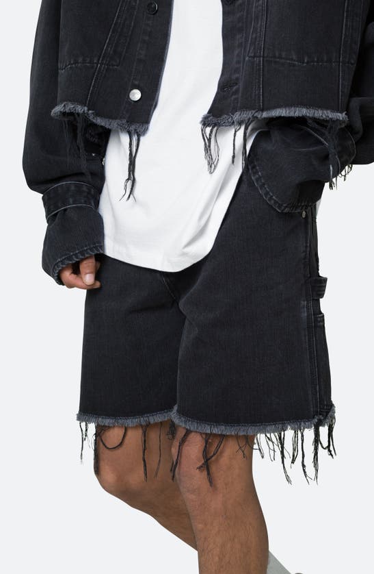 Mnml Frayed Denim Shorts In Washed Black