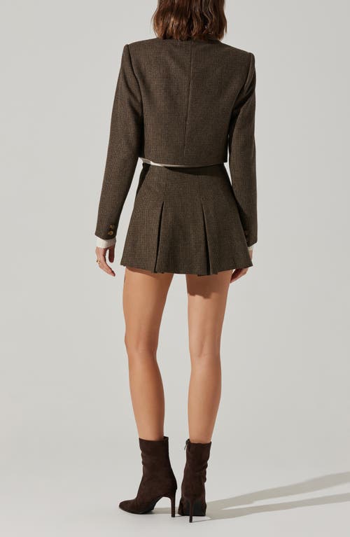 Shop Astr The Label Siarah Houndstooth Crop Jacket In Mocha Plaid