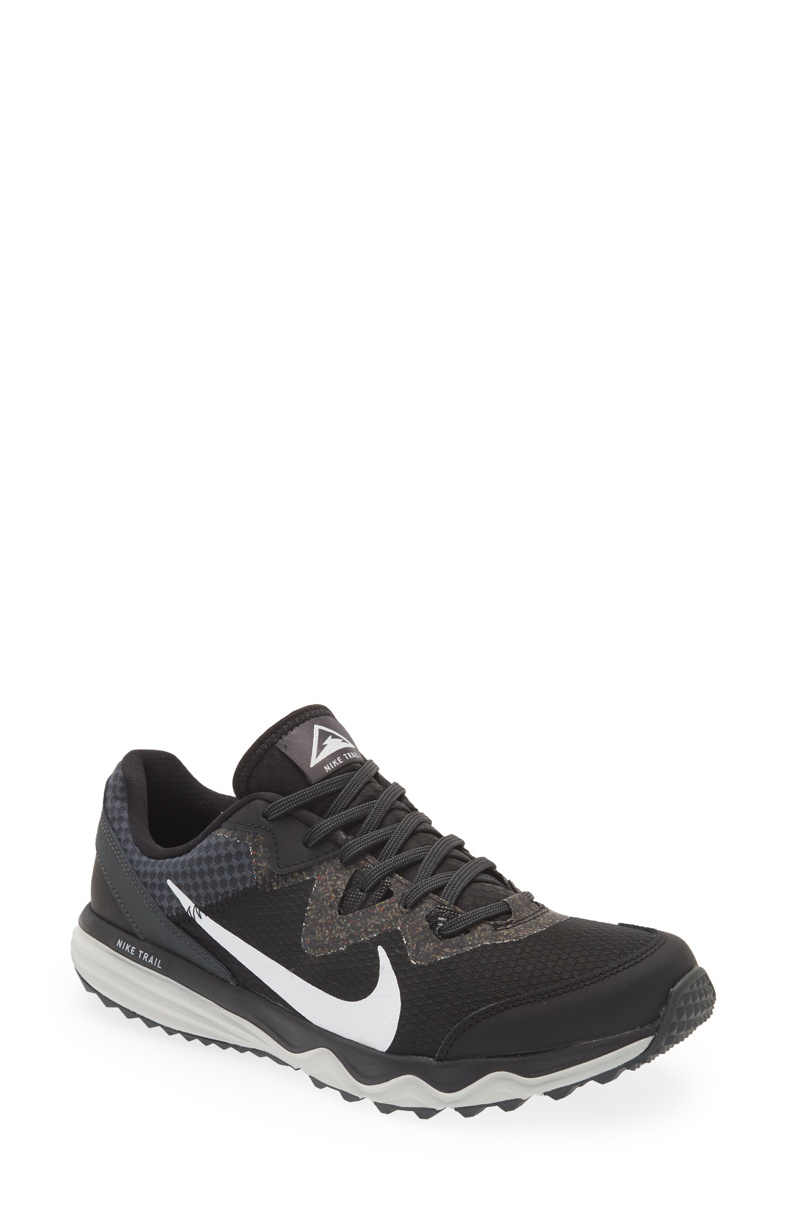 nike running juniper trail trainers in black