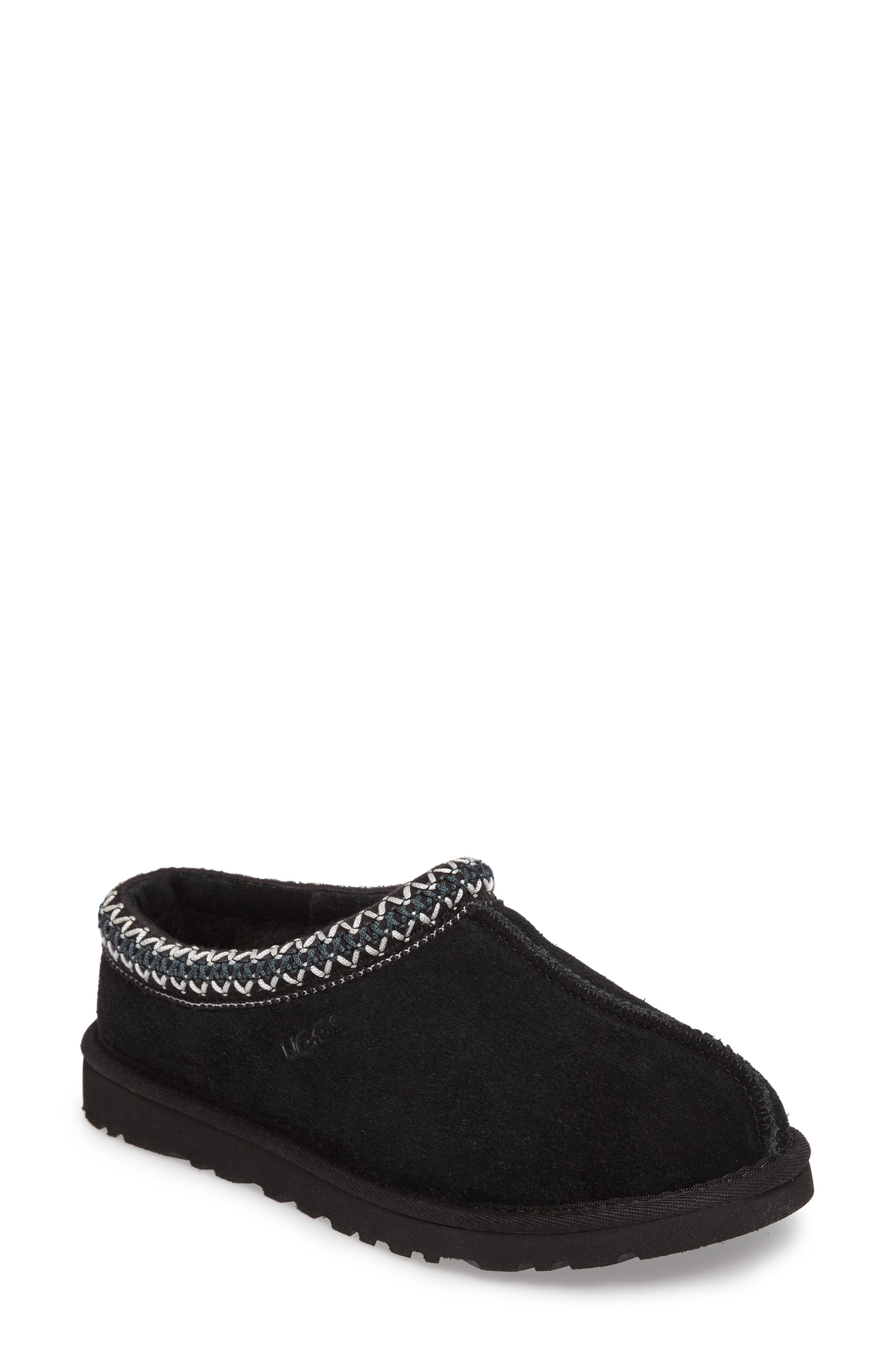 ugg slippers black