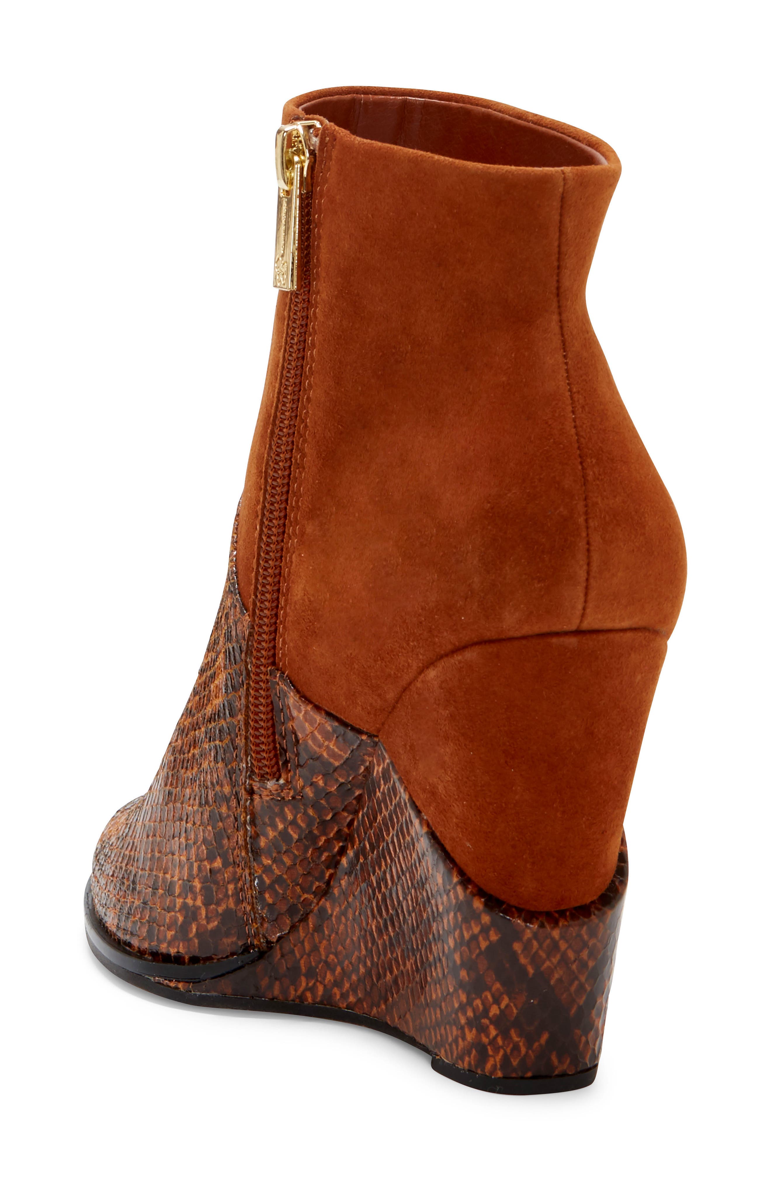jessica simpson huntera wedge bootie
