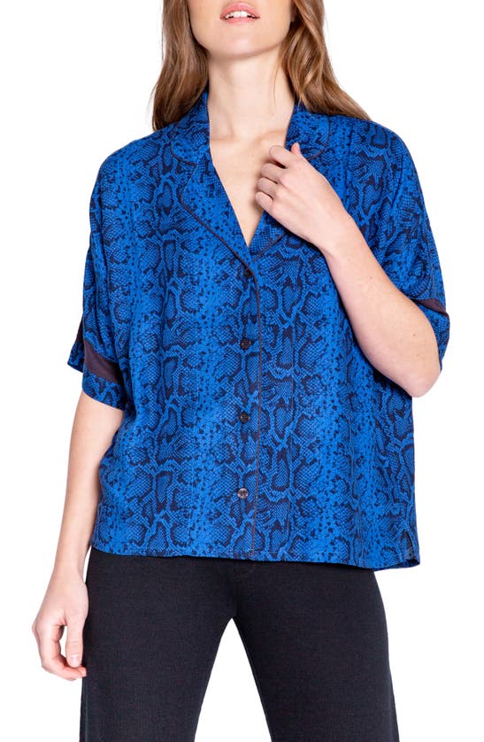 pj-salvage-out-of-office-woven-lounge-top-in-blue-modesens