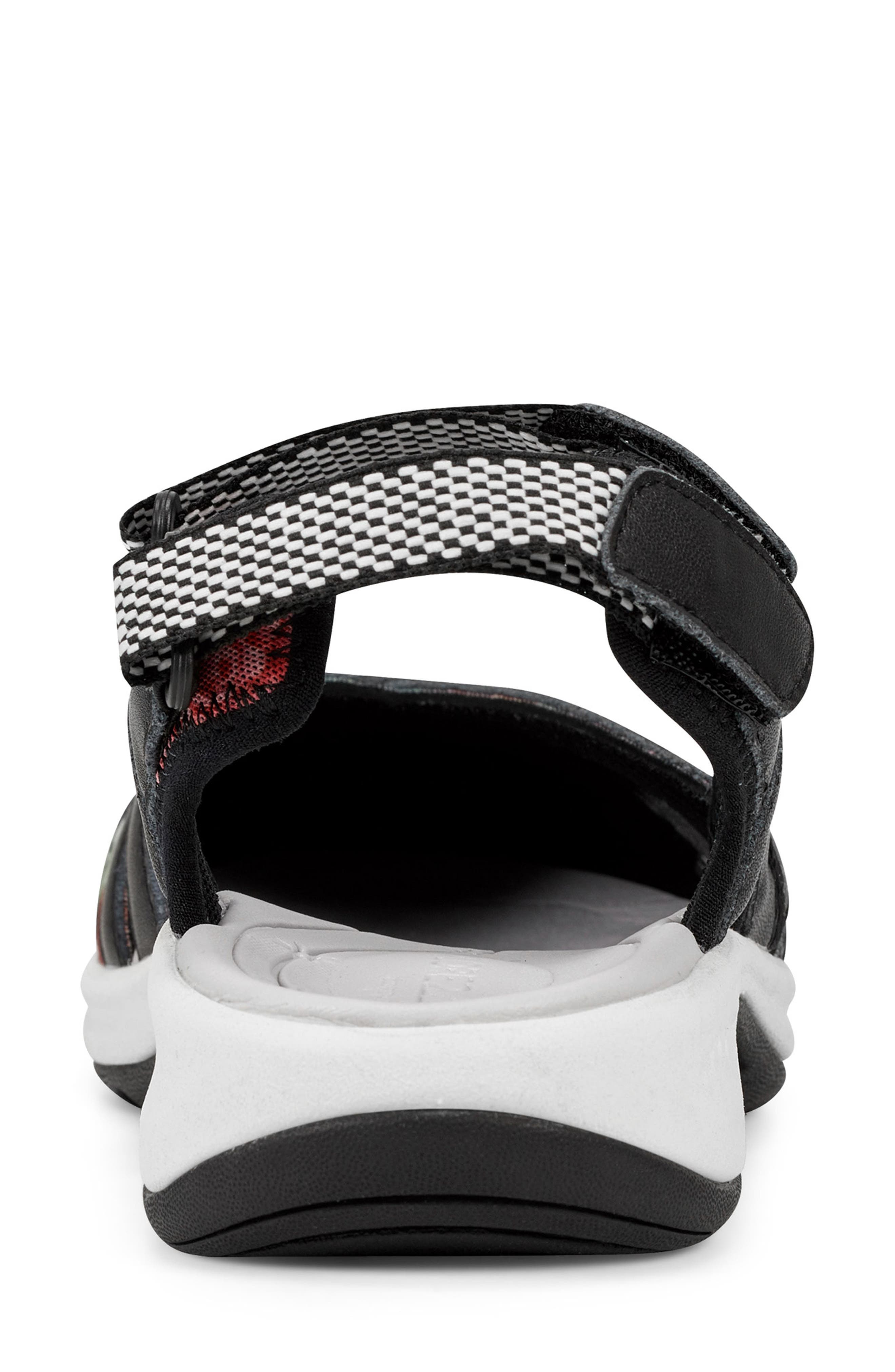 Easy Spirit Esplash Hiking Sandal 