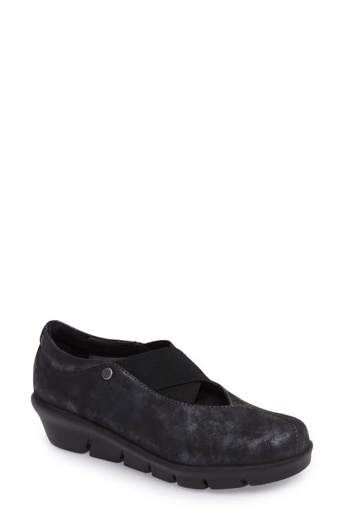 Cursa Slip-On Sneaker in Black Leather