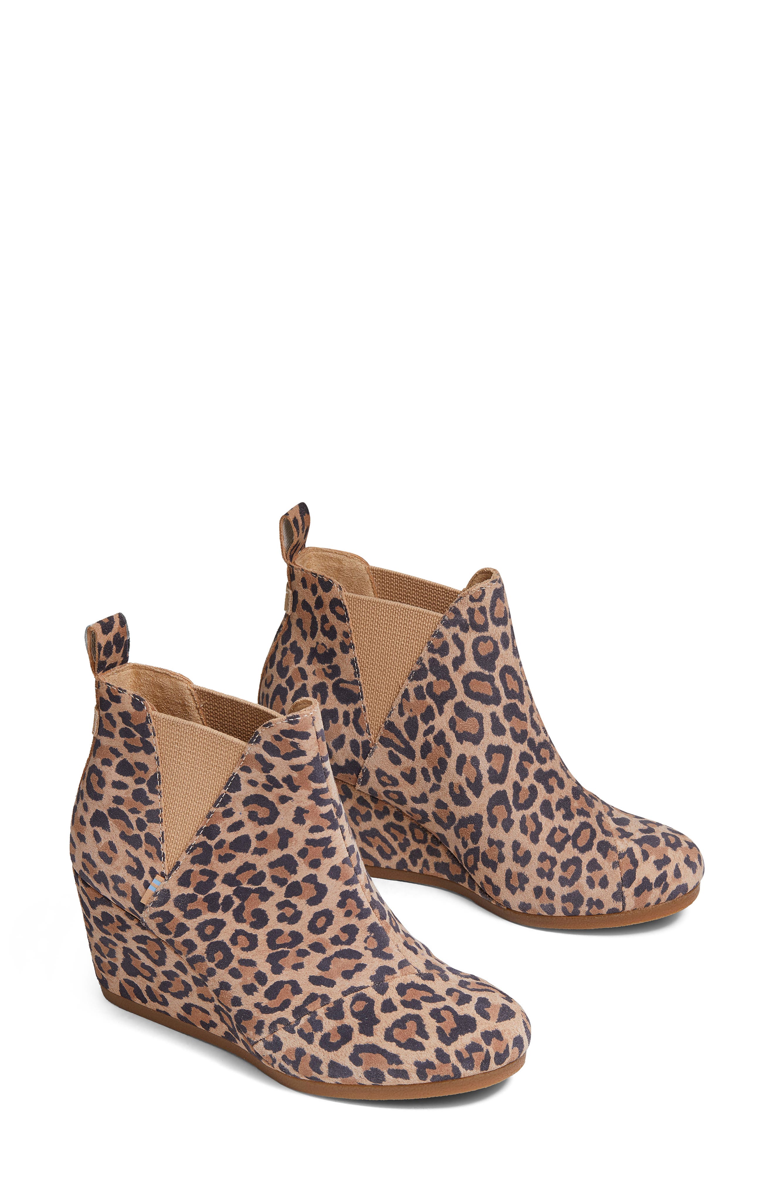 toms leopard wedge shoes