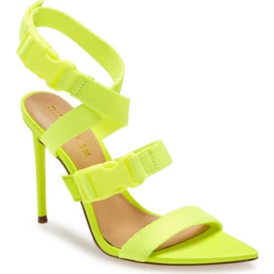 Steve Madden X Winnie Harlow Rumpunch Sandal, Yellow