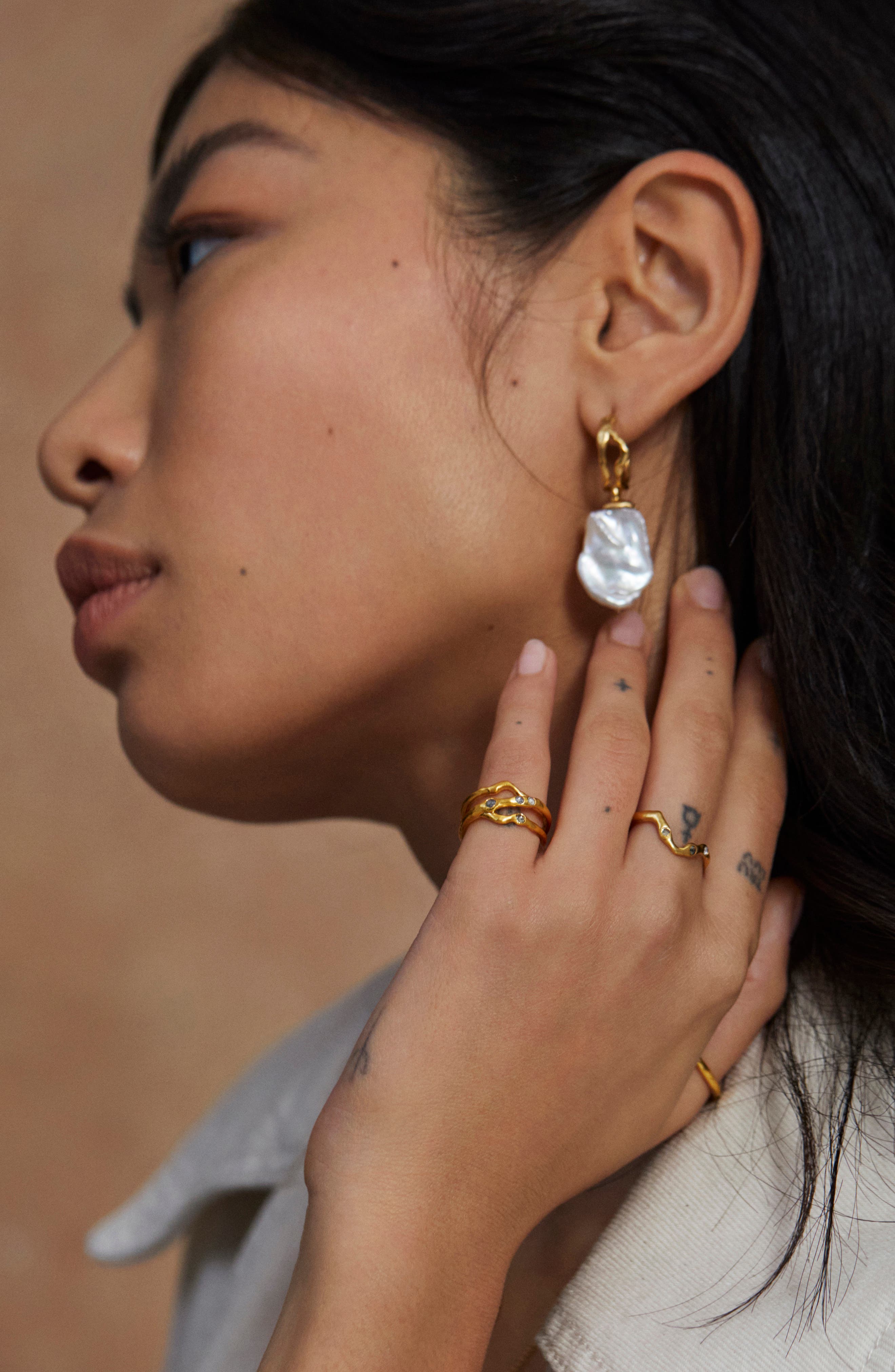 Nura teardrop ring sales