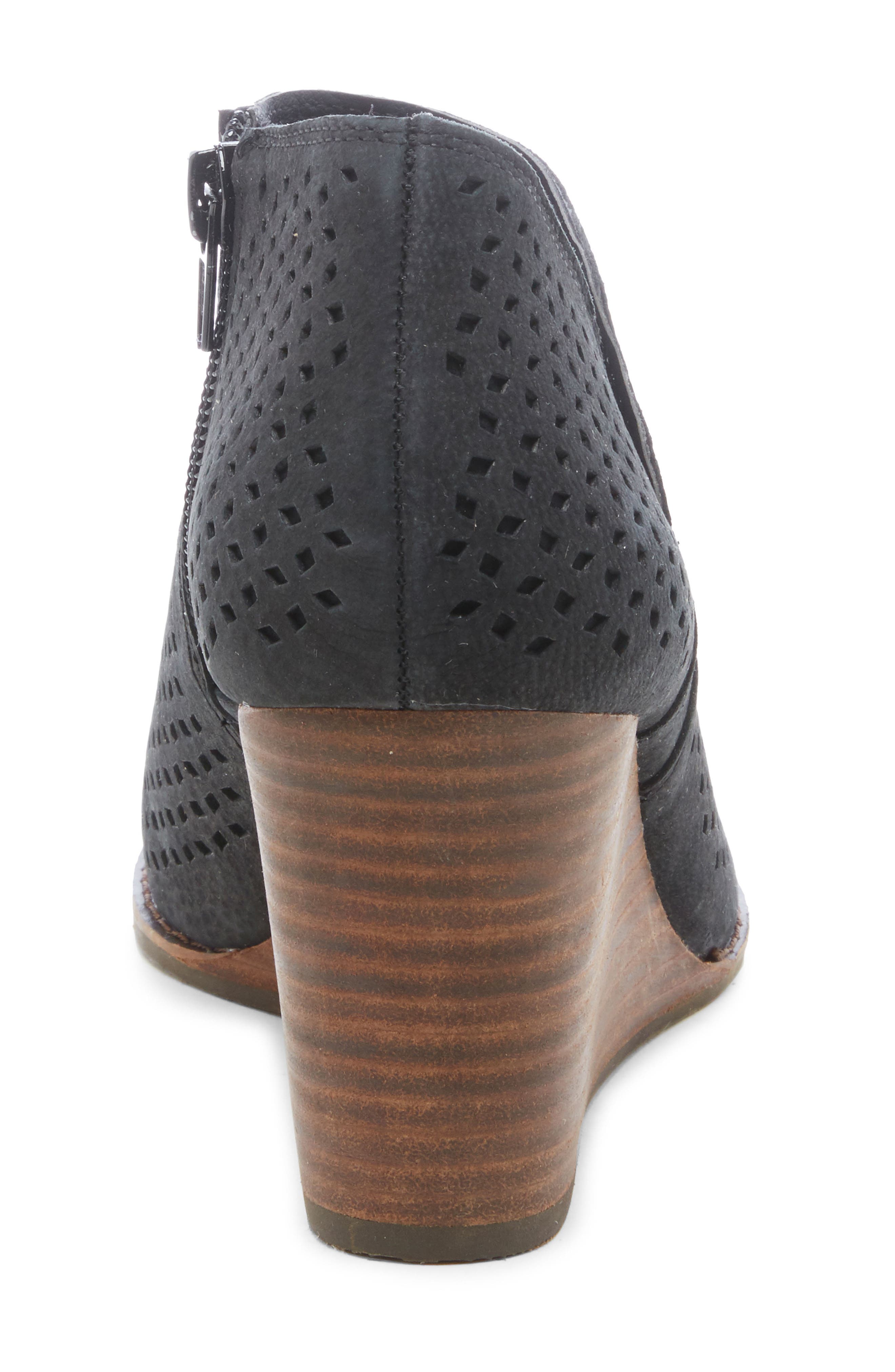lucky brand jazley
