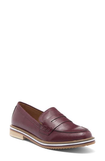 ME TOO ME TOO FALCON PENNY LOAFER